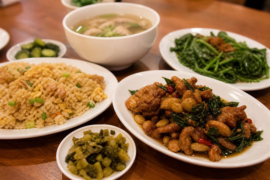 石牌家常熱炒合菜餐桌